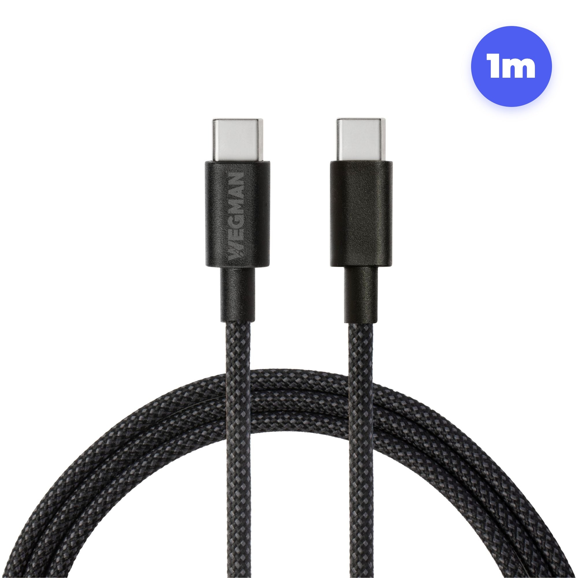 Wegman USB-C naar USB-C kabel van 1 meter met gevlochten zwarte nylon mantel, liggend op wit
